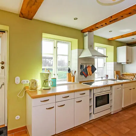 3 Bedroom Gorgeous In Sommersdorf Holiday home